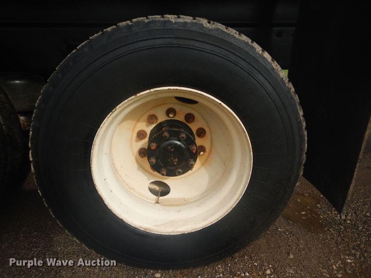 image for item FT9496 2008 Peterbilt 340 flatbed truck