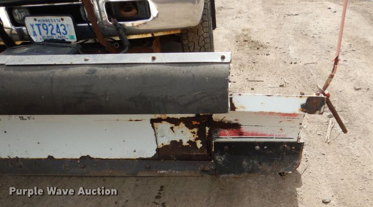 image for item FU9517 2005 Ford F350 Super Duty Crew Cab pickup truck