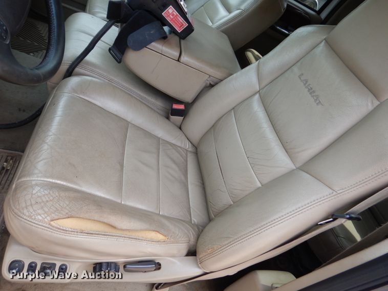 image for item FU9517 2005 Ford F350 Super Duty Crew Cab pickup truck