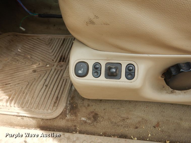 image for item FU9517 2005 Ford F350 Super Duty Crew Cab pickup truck