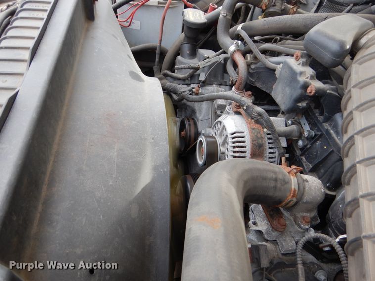 image for item FU9517 2005 Ford F350 Super Duty Crew Cab pickup truck