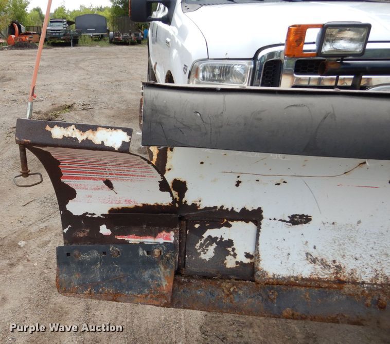 image for item FU9518 2005 Ford F350 Super Duty Crew Cab pickup truck