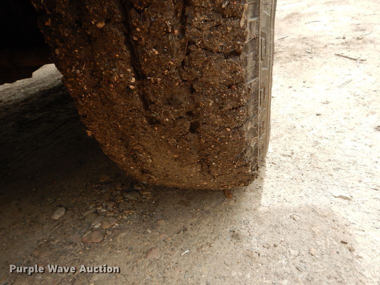 image for item FU9518 2005 Ford F350 Super Duty Crew Cab pickup truck