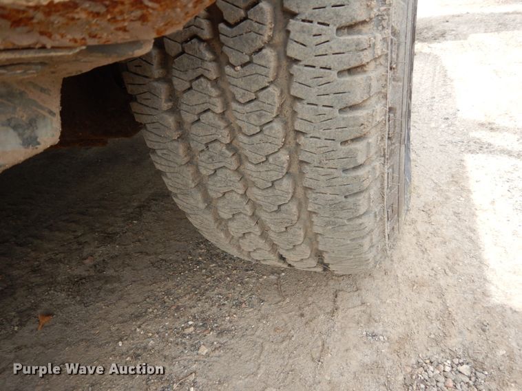 image for item FU9518 2005 Ford F350 Super Duty Crew Cab pickup truck