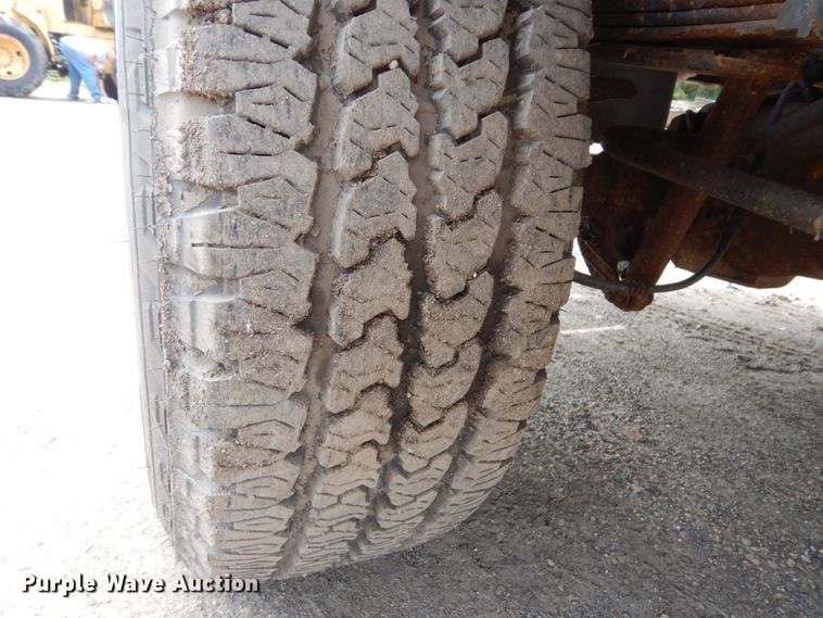 image for item FU9518 2005 Ford F350 Super Duty Crew Cab pickup truck