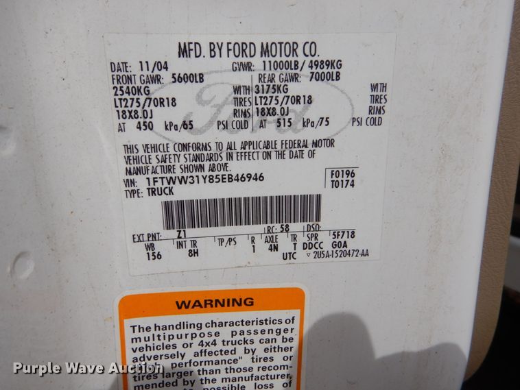 image for item FU9518 2005 Ford F350 Super Duty Crew Cab pickup truck