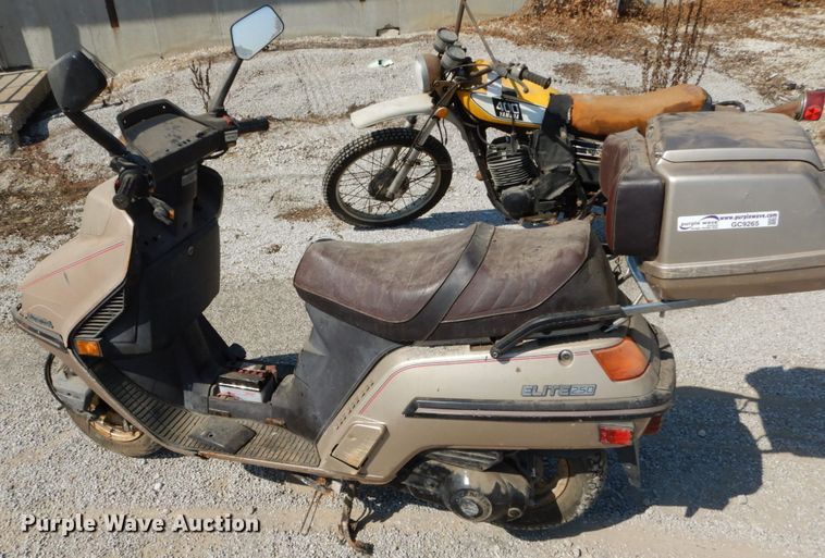 image for item GC9265 1985 Honda Elite 250 moped