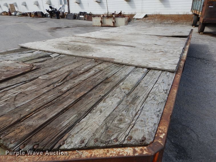 image for item GC9268 1990 shop built tilt deck equipment trailer