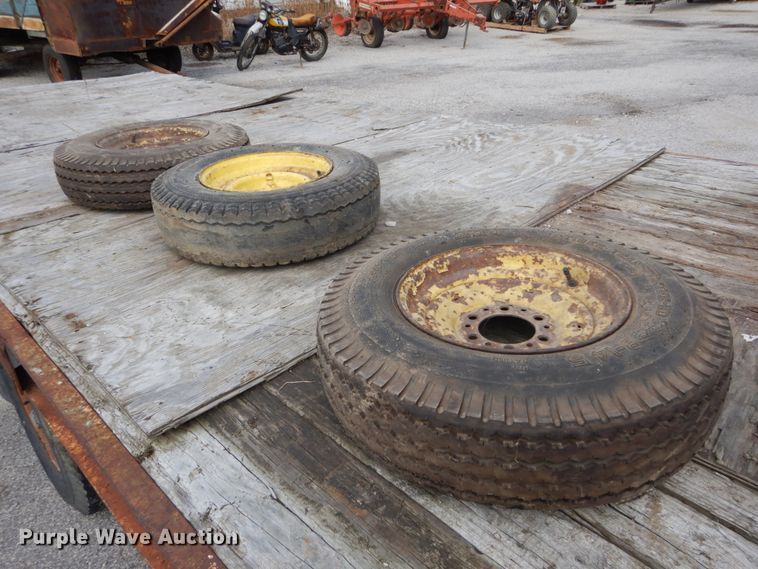 image for item GC9268 1990 shop built tilt deck equipment trailer