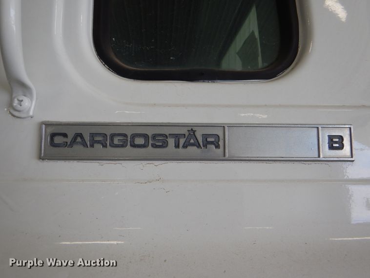 image for item GH9677 1978 International Cargo Star CO1850B fuel truck