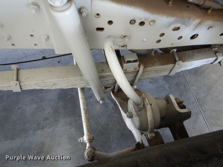 image for item GH9677 1978 International Cargo Star CO1850B fuel truck