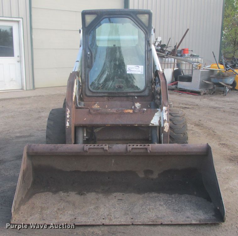 image for item DA8327 2002 Bobcat S185 skid steer