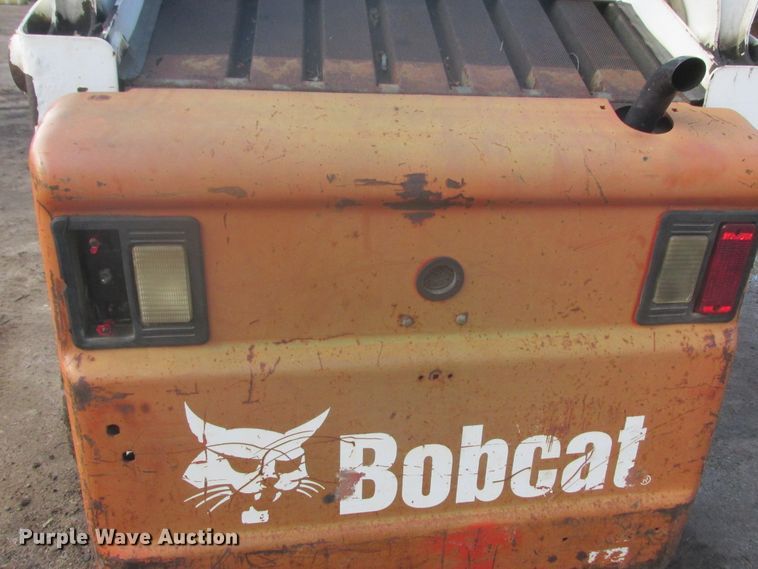 image for item DA8327 2002 Bobcat S185 skid steer