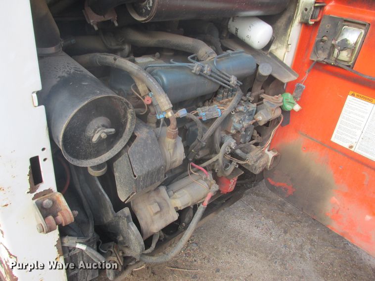 image for item DA8327 2002 Bobcat S185 skid steer