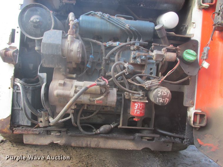 image for item DA8327 2002 Bobcat S185 skid steer