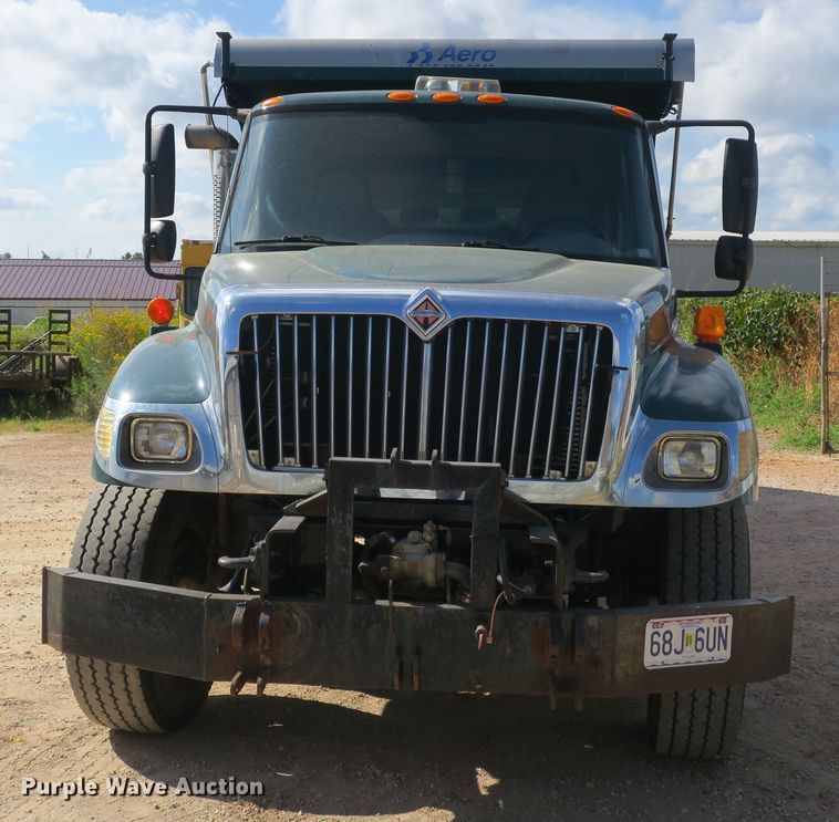 image for item DB10188 2006 International 7400 dump truck