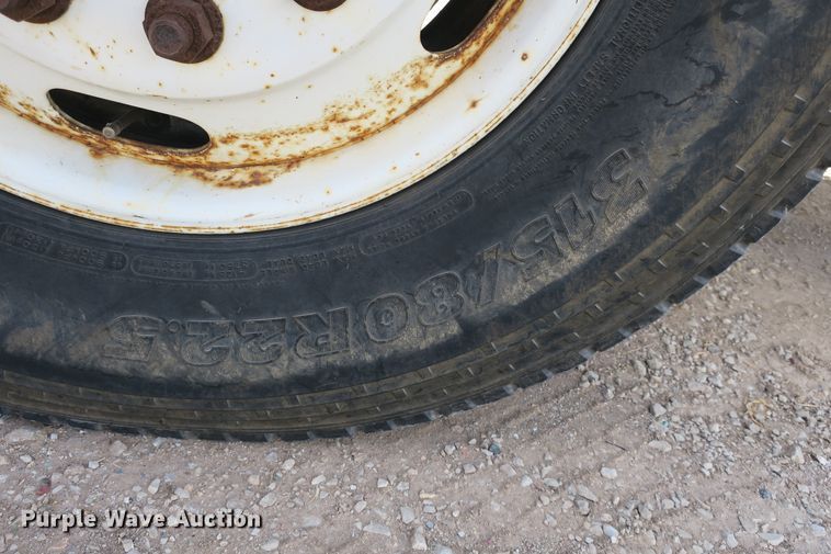 image for item DB10188 2006 International 7400 dump truck