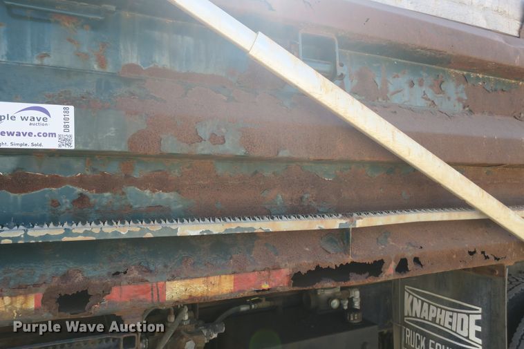 image for item DB10188 2006 International 7400 dump truck