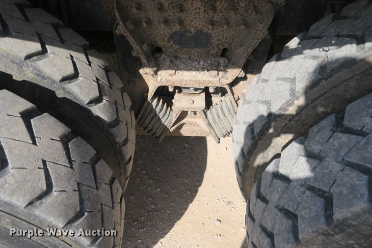 image for item DB10188 2006 International 7400 dump truck