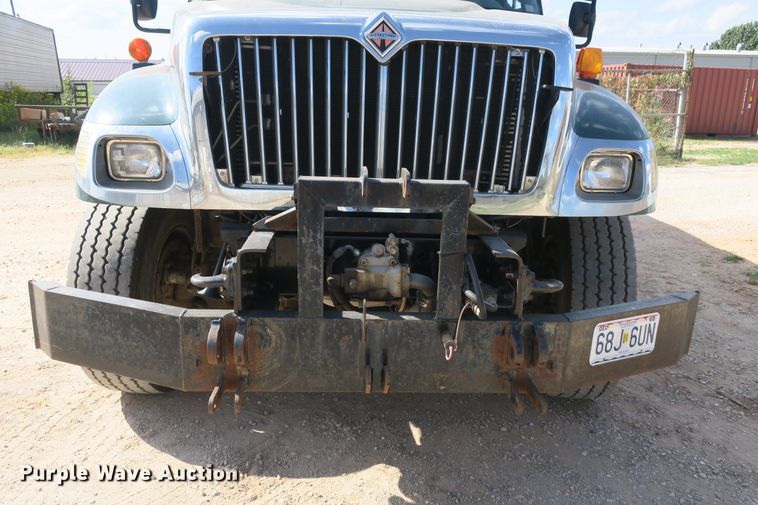 image for item DB10188 2006 International 7400 dump truck