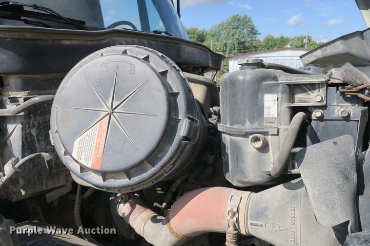 image for item DB10188 2006 International 7400 dump truck