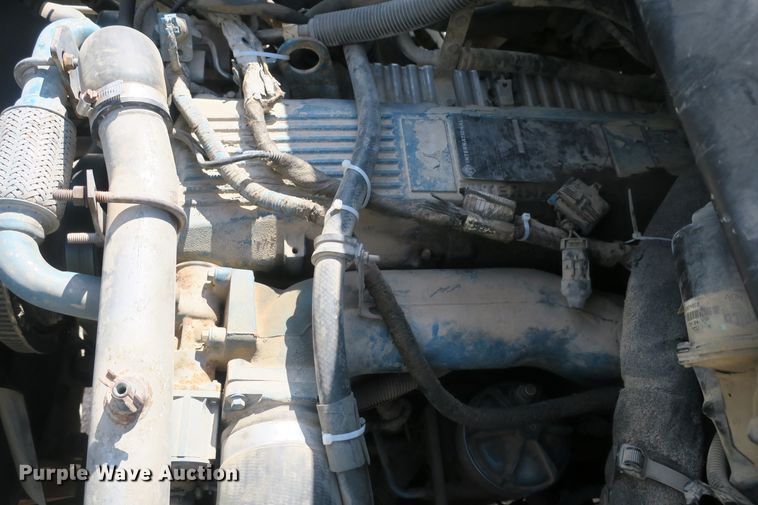 image for item DB10188 2006 International 7400 dump truck