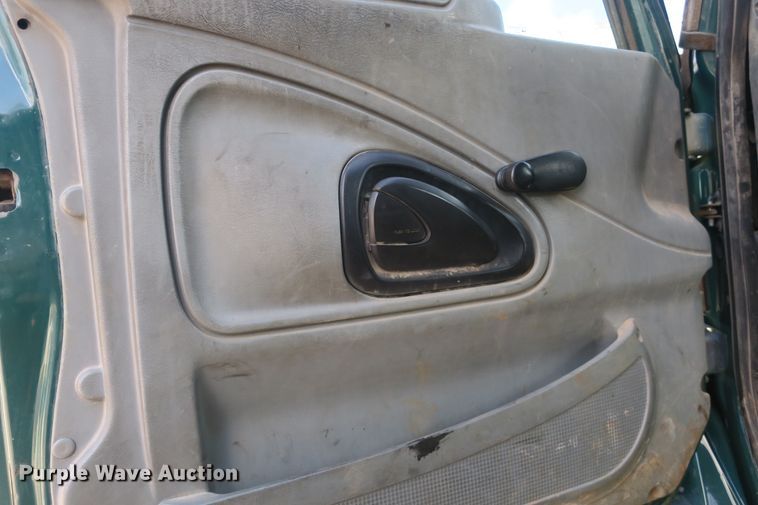 image for item DB10188 2006 International 7400 dump truck