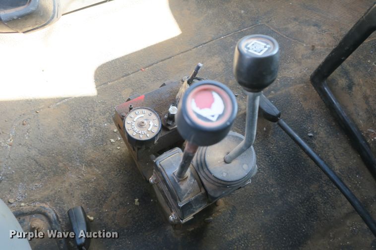 image for item DB10188 2006 International 7400 dump truck