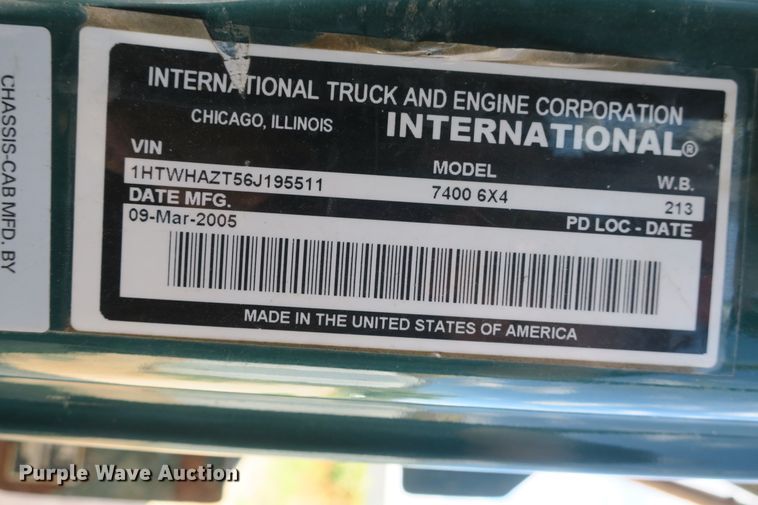 image for item DB10188 2006 International 7400 dump truck