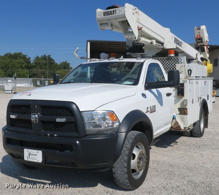 image for item DB10198 2013 Dodge Ram 5500 bucket truck