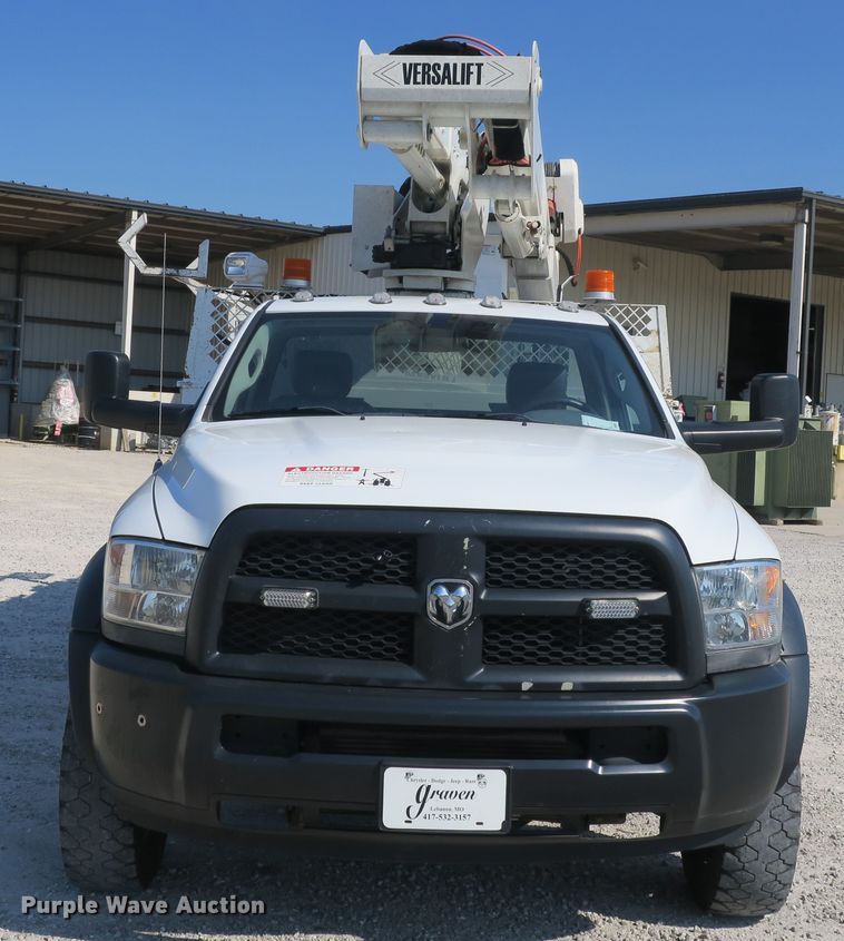 image for item DB10198 2013 Dodge Ram 5500 bucket truck