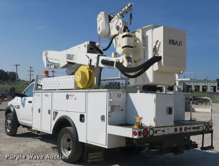 image for item DB10198 2013 Dodge Ram 5500 bucket truck