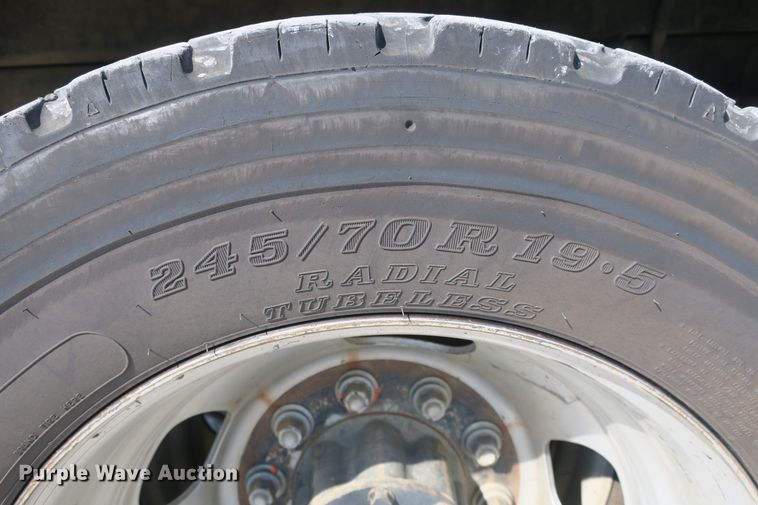 image for item DB10198 2013 Dodge Ram 5500 bucket truck