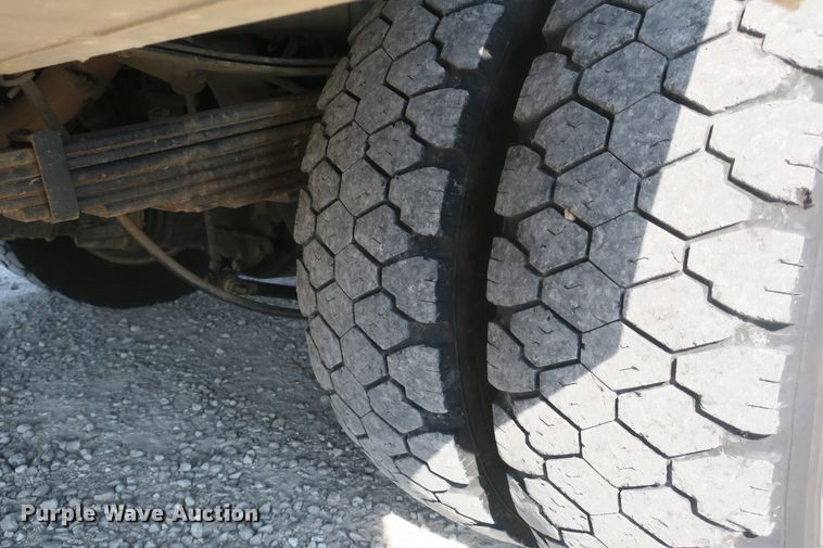 image for item DB10198 2013 Dodge Ram 5500 bucket truck