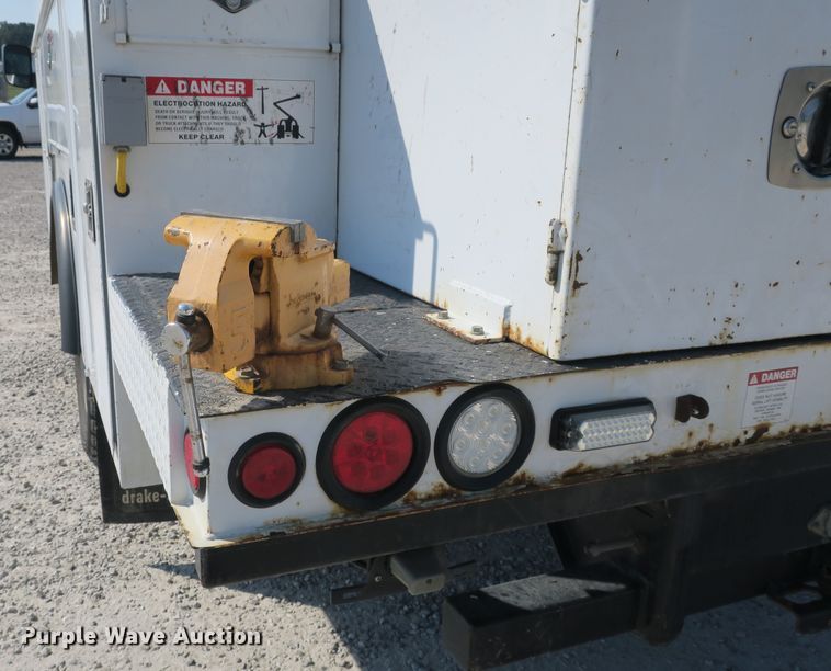 image for item DB10198 2013 Dodge Ram 5500 bucket truck