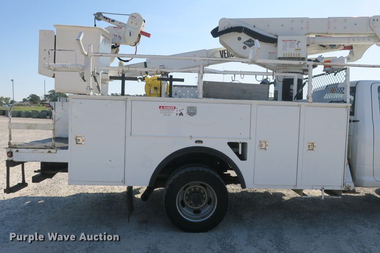 image for item DB10198 2013 Dodge Ram 5500 bucket truck