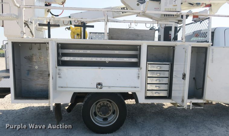 image for item DB10198 2013 Dodge Ram 5500 bucket truck