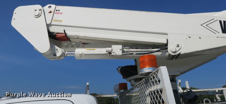 image for item DB10198 2013 Dodge Ram 5500 bucket truck