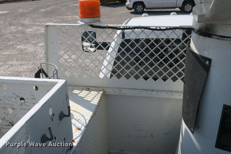 image for item DB10198 2013 Dodge Ram 5500 bucket truck