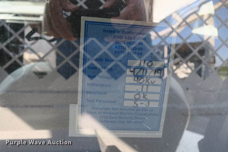 image for item DB10198 2013 Dodge Ram 5500 bucket truck