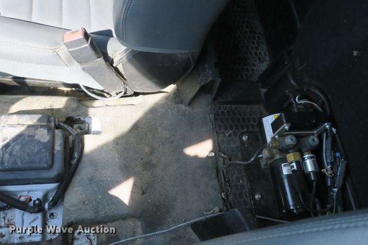 image for item DB10198 2013 Dodge Ram 5500 bucket truck