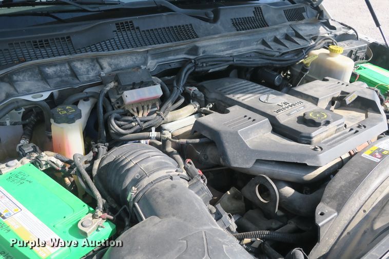 image for item DB10198 2013 Dodge Ram 5500 bucket truck