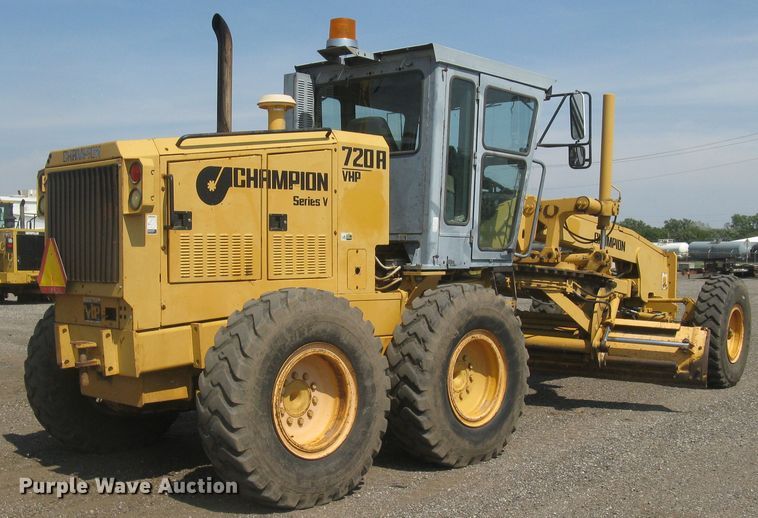 image for item DC1410 1998 Champion 720A VHP motor grader