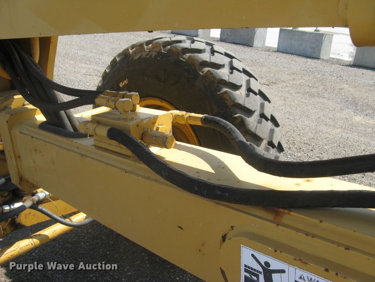 image for item DC1410 1998 Champion 720A VHP motor grader