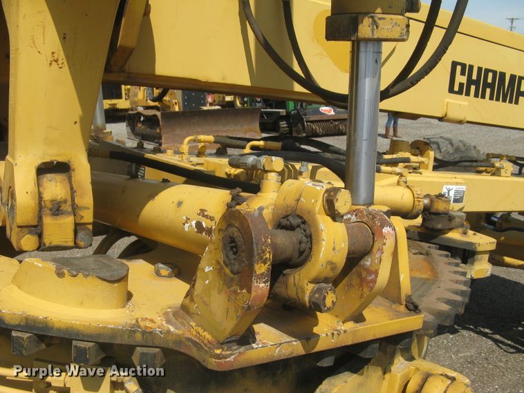 image for item DC1410 1998 Champion 720A VHP motor grader