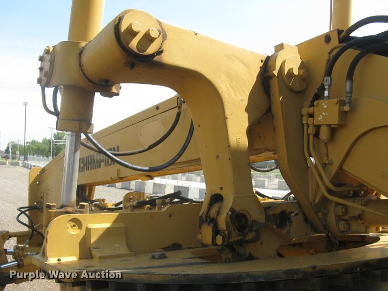 image for item DC1410 1998 Champion 720A VHP motor grader