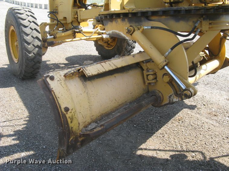 image for item DC1410 1998 Champion 720A VHP motor grader