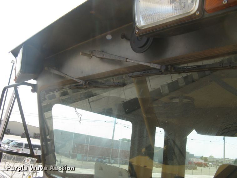 image for item DC1410 1998 Champion 720A VHP motor grader