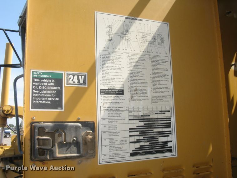 image for item DC1410 1998 Champion 720A VHP motor grader