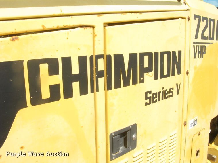 image for item DC1410 1998 Champion 720A VHP motor grader